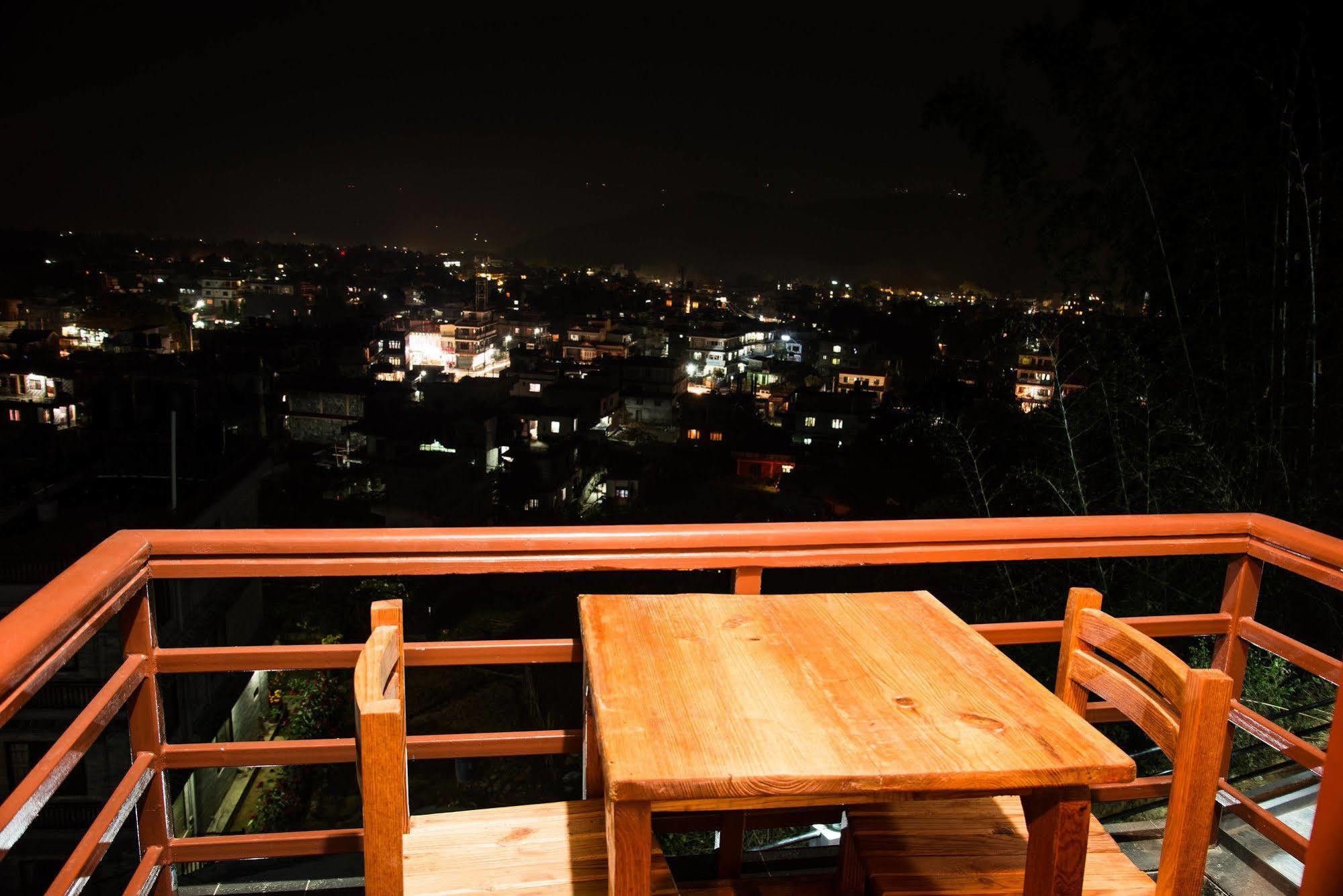 Hotel Tourist Residency Pokhara Exterior foto